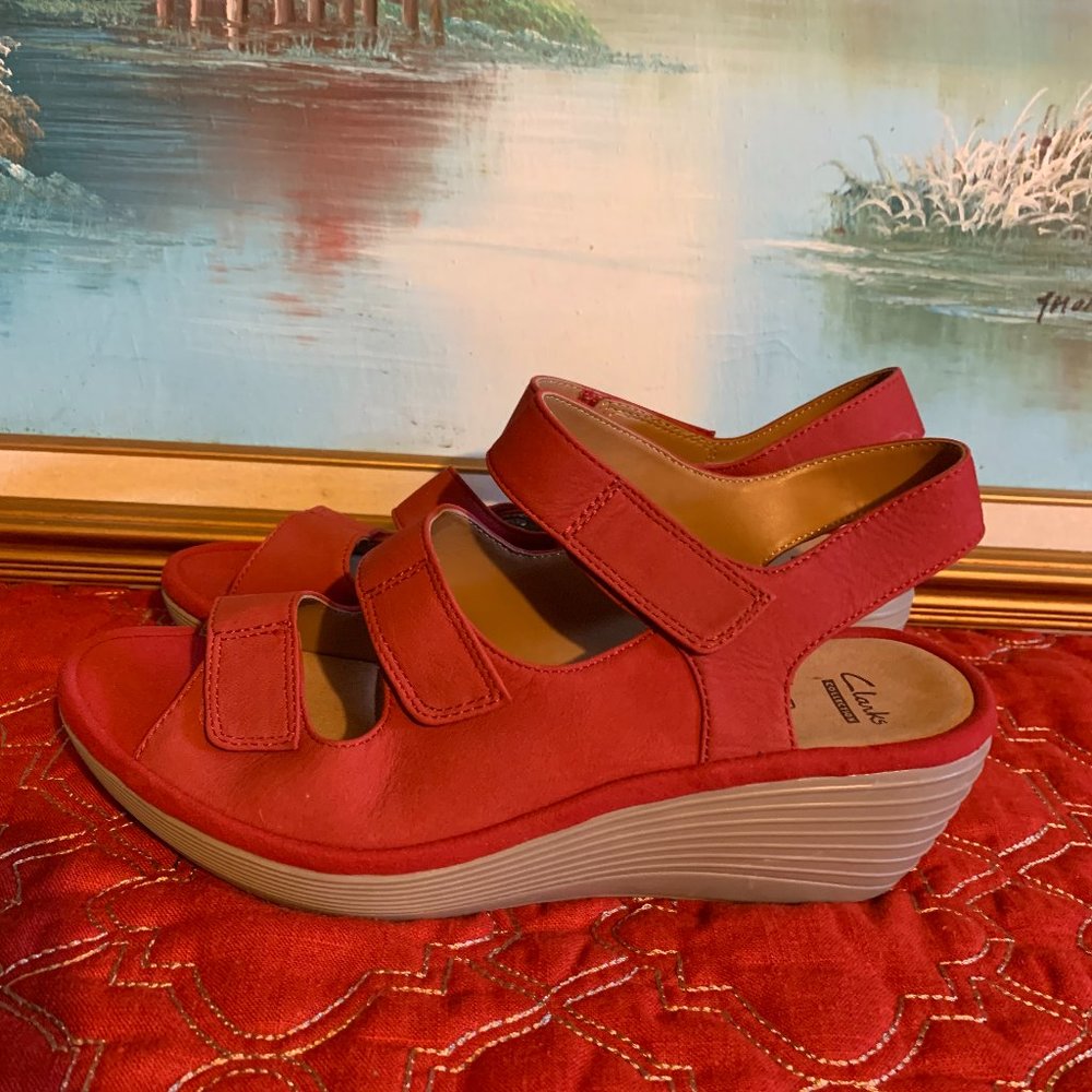 Clarks Red Suede Wedge Sandals - Picture 3 of 12